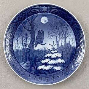 Winter Twilight Owl Royal Copenhagen Porcelain Plate Denmark 1974 Blue White